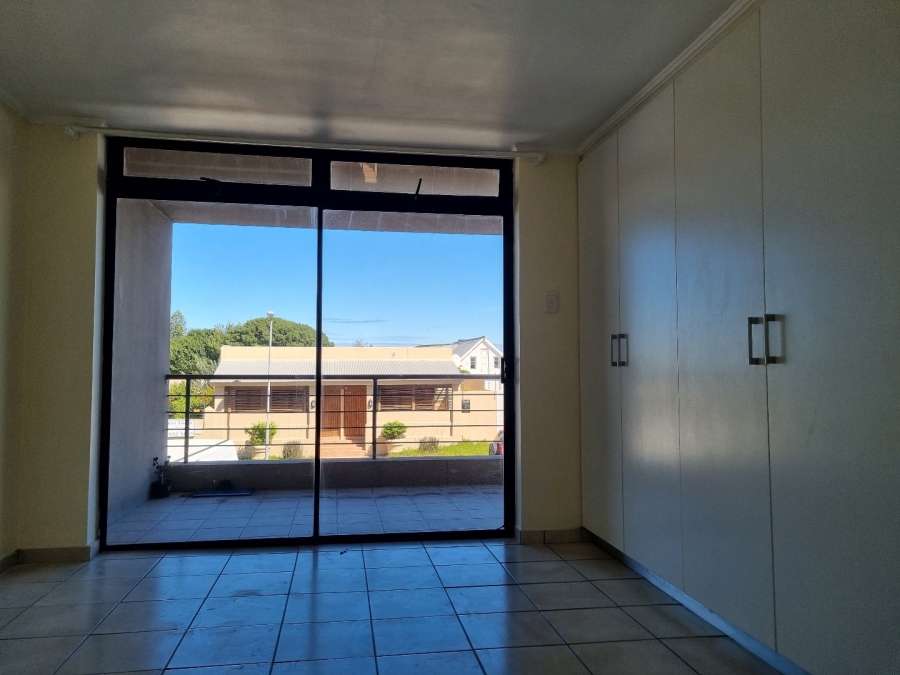 2 Bedroom Property for Sale in Gansbaai Central Western Cape